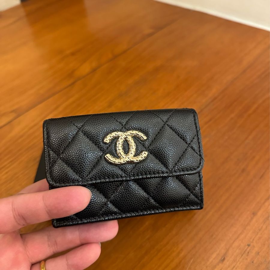 CHANEL 黑荔枝蛇鏈雙C雙面釦三折短夾-6