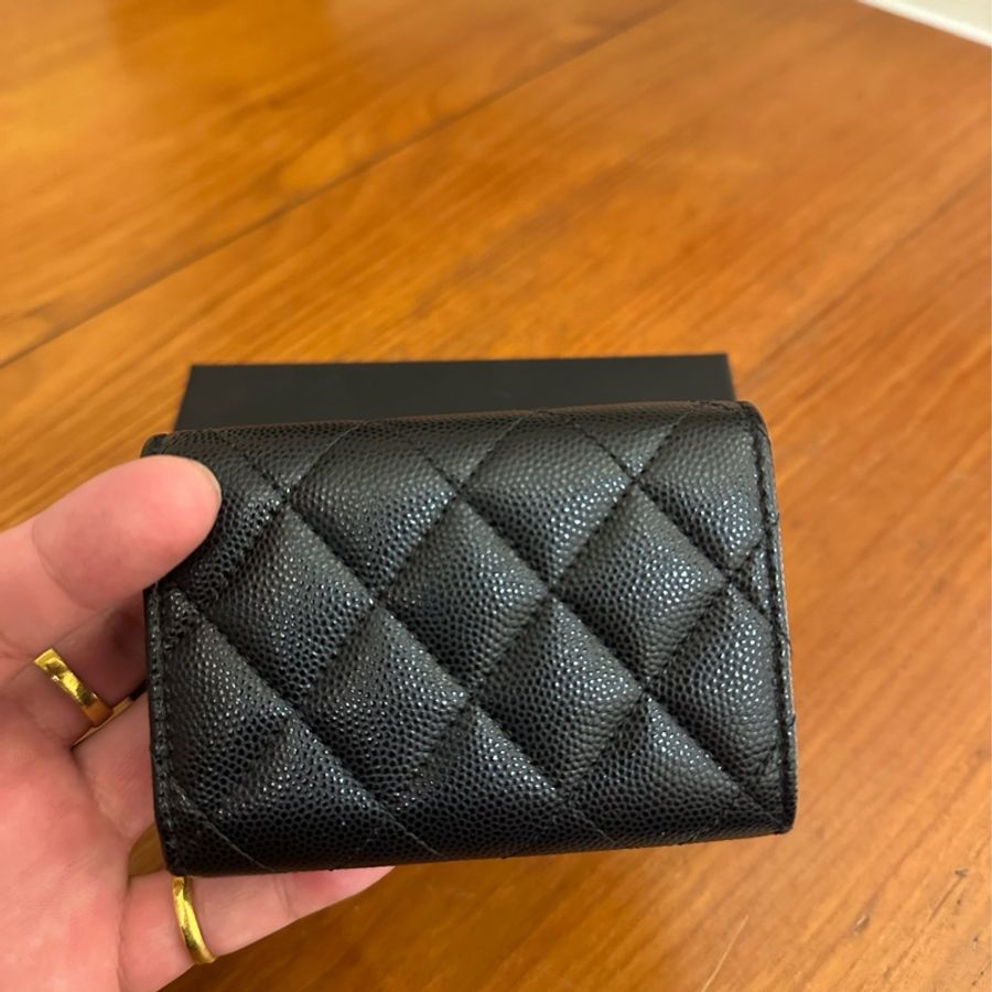 CHANEL 黑荔枝蛇鏈雙C雙面釦三折短夾-7