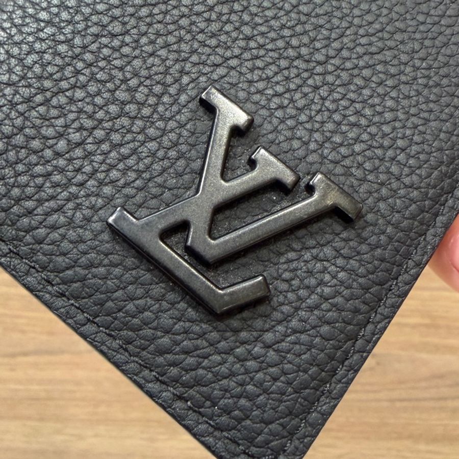 LV 黑色牛皮對開5卡萬用錢包M25951-4