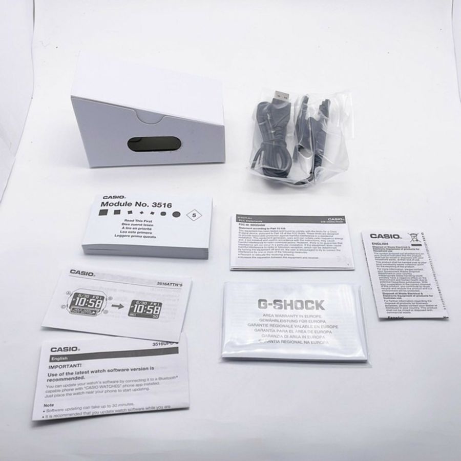 卡西歐 G-SHOCK GSQUAD 5600 系列 DWH56007JR 男士電子錶,黑色/白色配色,樹脂錶殼-3