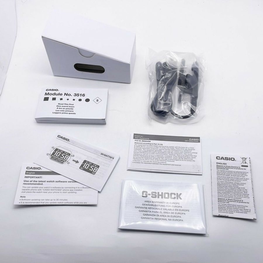 卡西歐 G-SHOCK GSQUAD 5600 系列 DWH56007JR 黑/白樹脂男士數位手錶-3