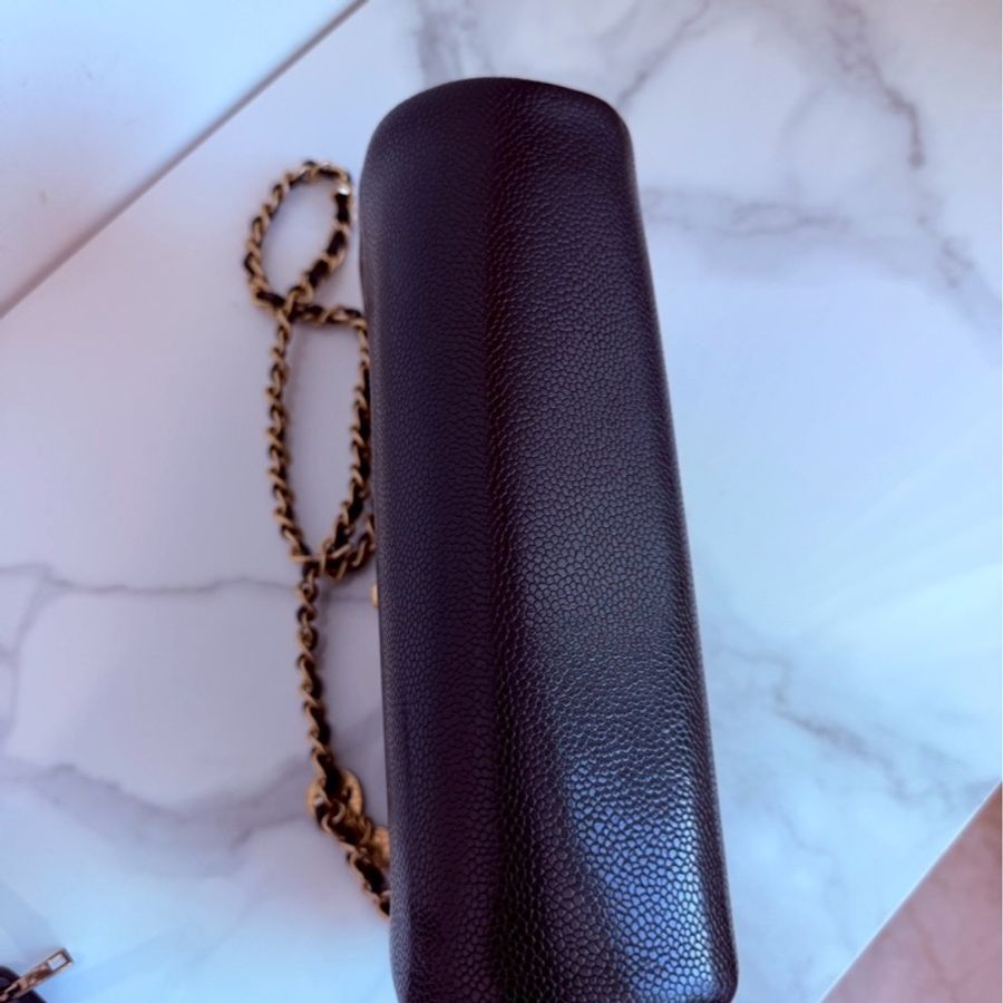 Chanel✨2024K復古金幣皮穿鏈條黑金荔枝皮金幣CF23 中號 晶片款-16