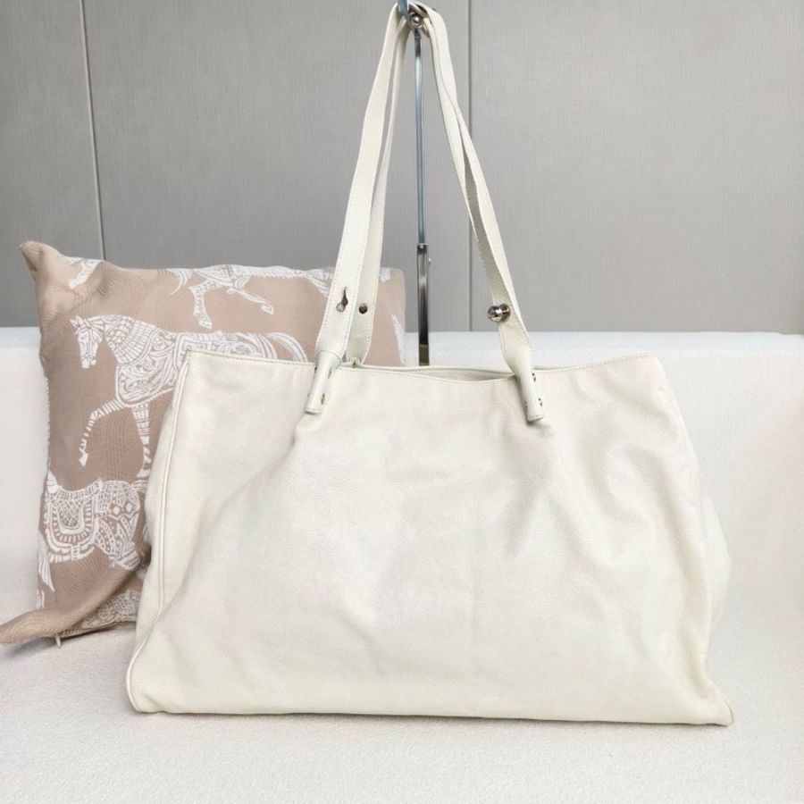 Chanel 2.55雙子星肩背包奶白色 銀扣 荔枝皮 45*30*15 98新配件塵袋-7