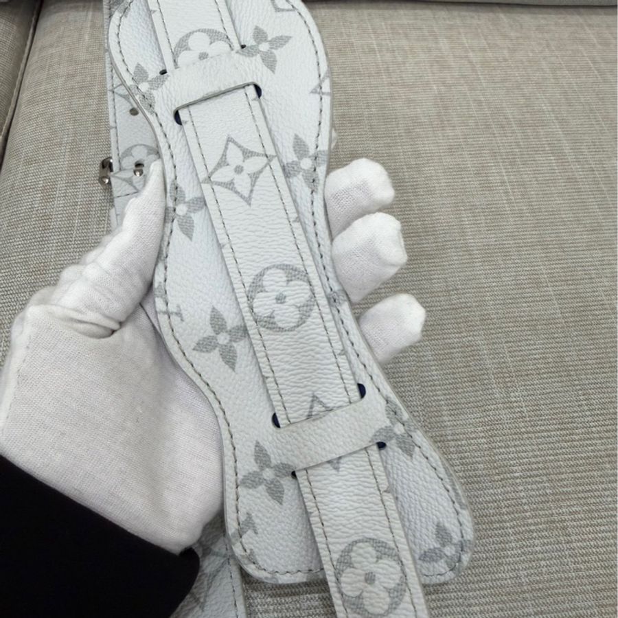 LV 白花 眼睛系列旅行袋#45公分#晶片款#限量版#-32