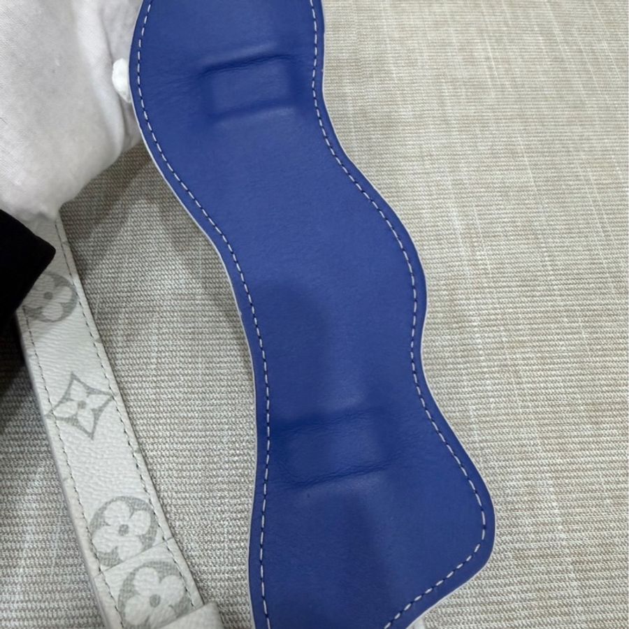 LV 白花 眼睛系列旅行袋#45公分#晶片款#限量版#-33