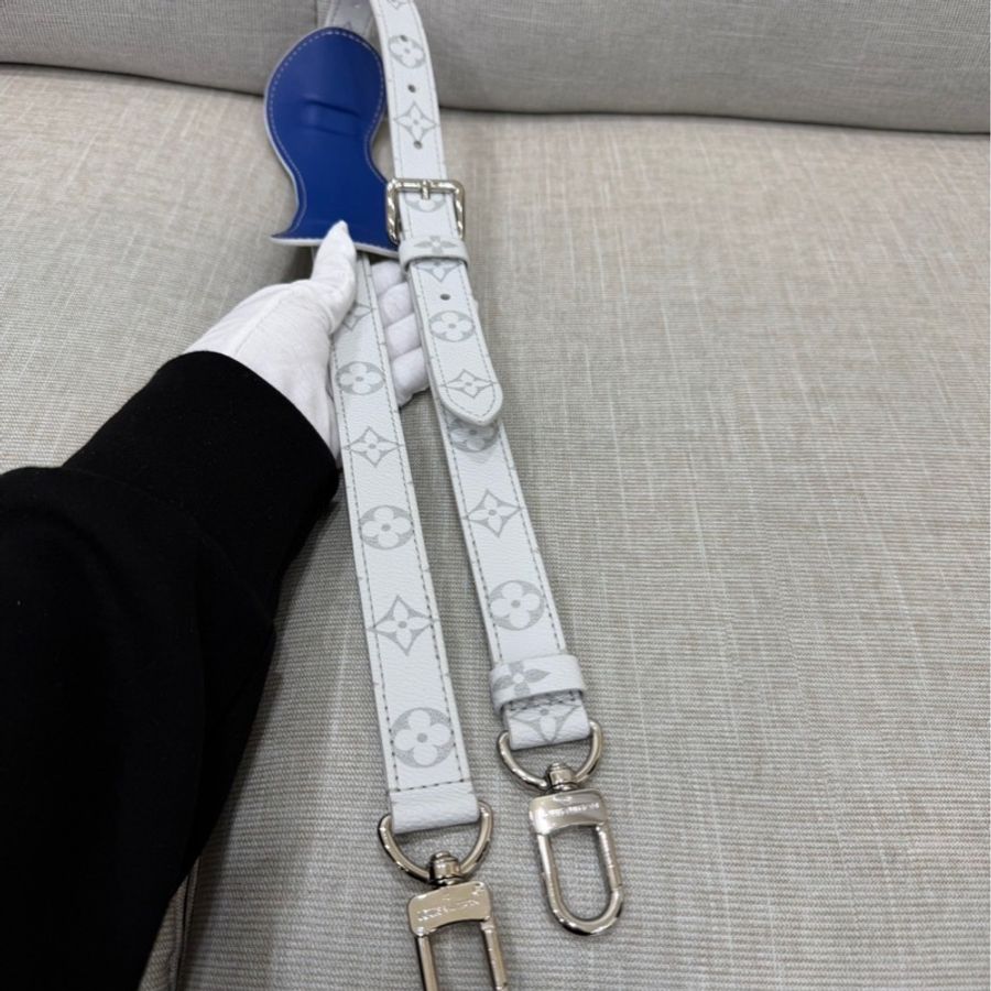 LV 白花 眼睛系列旅行袋#45公分#晶片款#限量版#-34