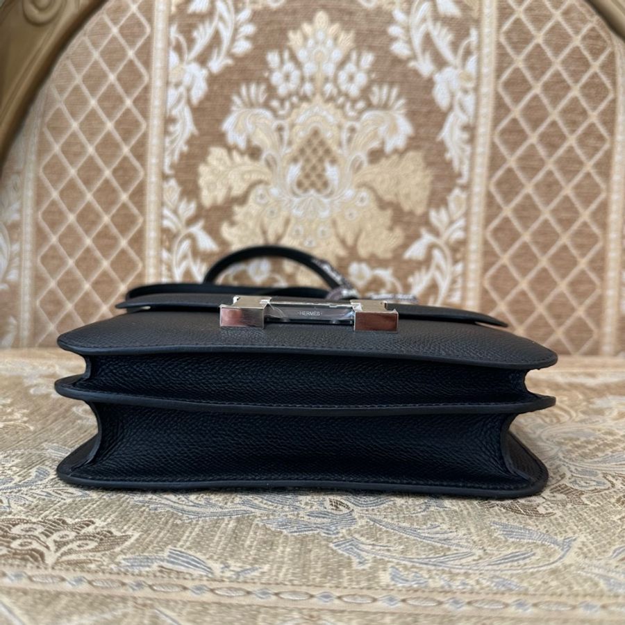 Hermes 89黑Epsom銀釦Constance III Mini肩斜背包 H083905-3