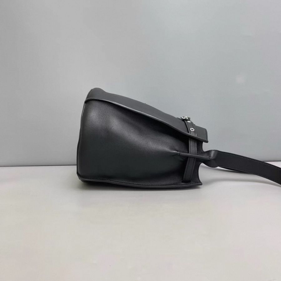 Celine賽琳 Big bag bucket黑色全皮水桶包-2