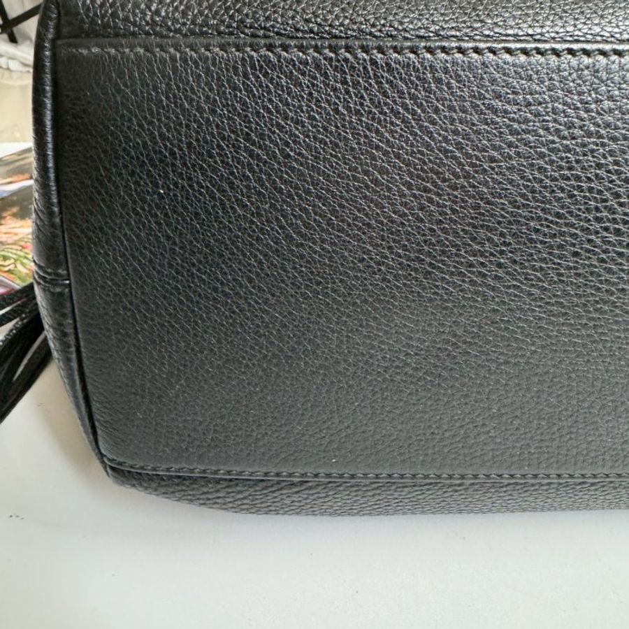 🎊逛街必背 GUCCI 黑色超軟皮革SOHO肩背包-7