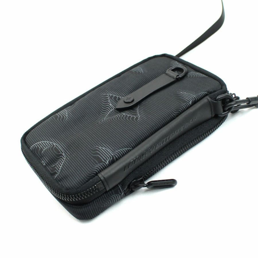 路易威登 Louis Vuitton 3D Monogram 雙手機袋單肩包 黑色 M80141 男士-1