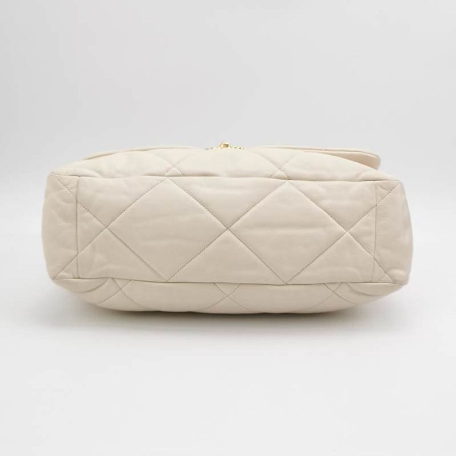 Chanel 19BagMaxi皮菱格絎縫穿皮雙C扣斜背包單肩包-5