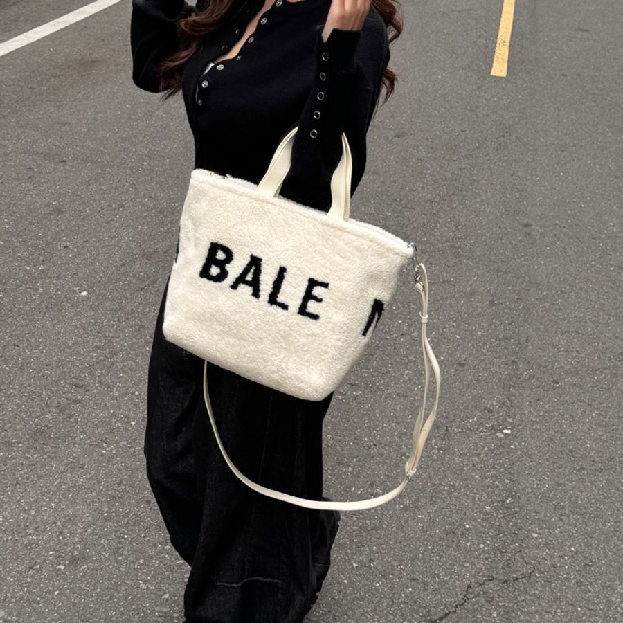 【全新品🎁】 Balenciaga 巴黎世家 毛毛限定款 斜背包（專櫃97,600）-22