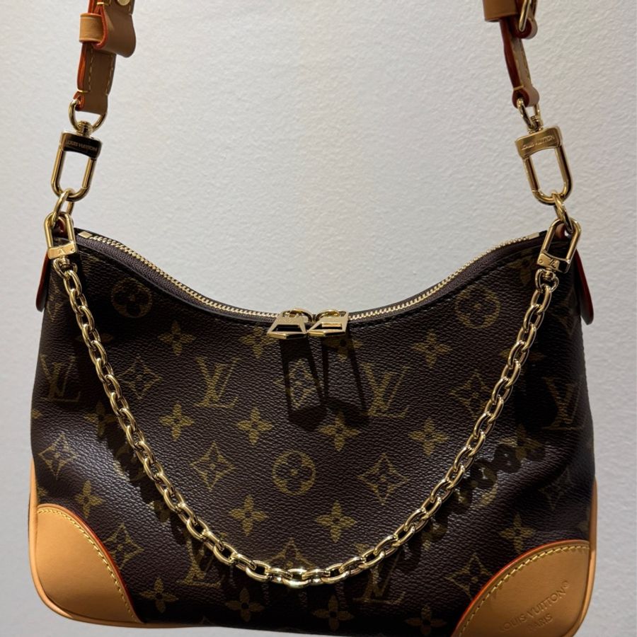 「全新現貨」LV Boulogne PM牛角包 型號:M45832 尺寸:26 x 16 x 9.5-1