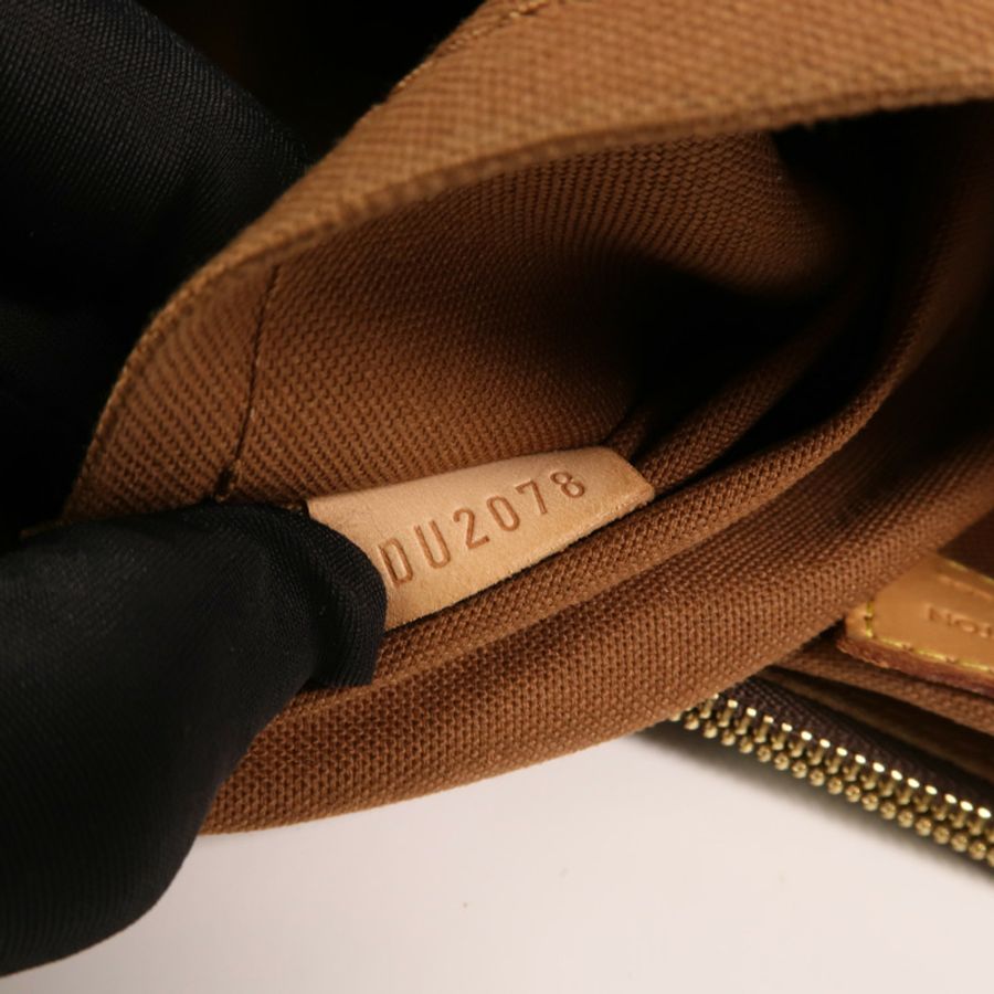 LOUIS VUITTON Monogram Cabas Beaubourg金扣手挽袋-6