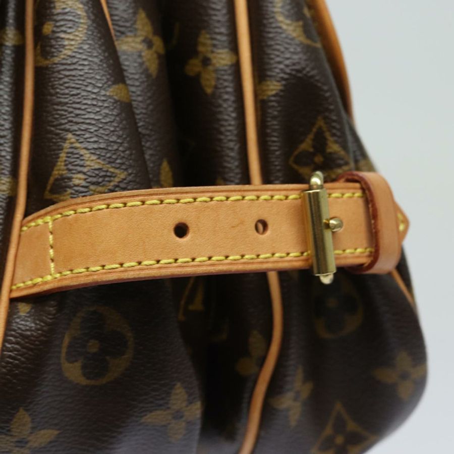 【日本直送】路易威登 Monogram Saumur 30 肩背包 M42256 LV Auth 80965V-17