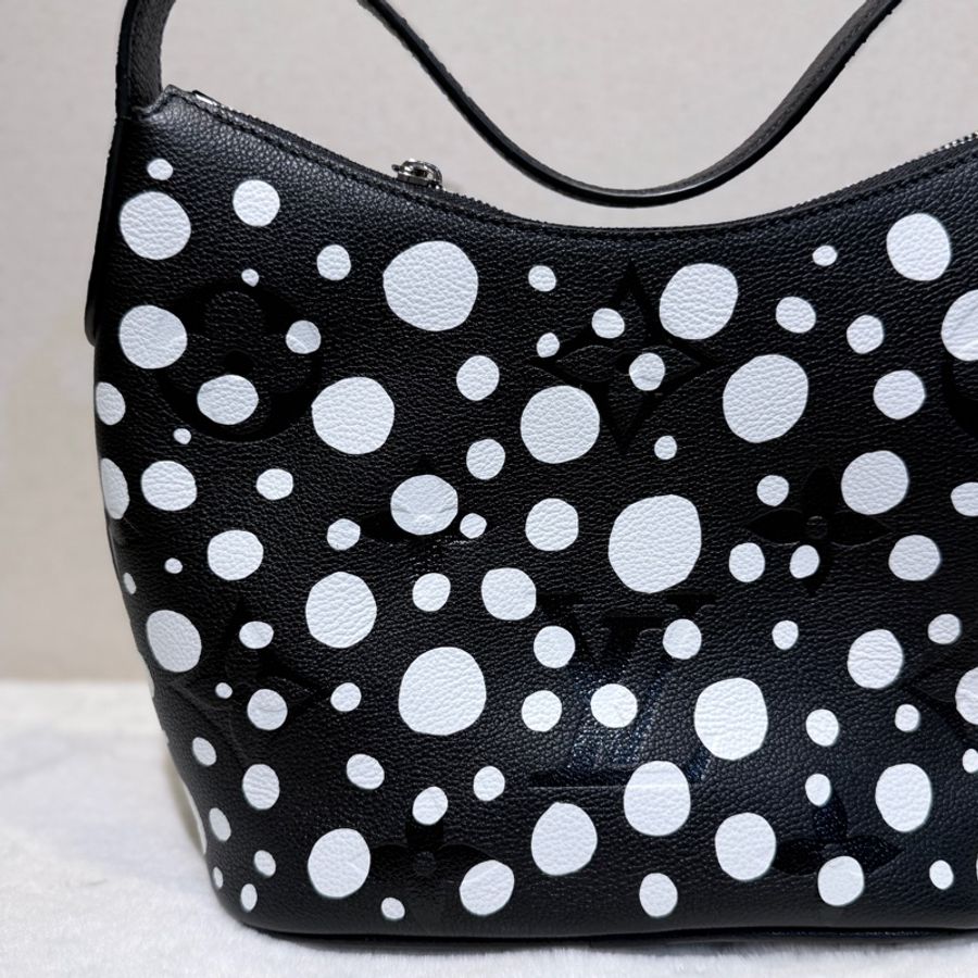 Louis Vuitton✨LV X YAYOI KUSAMA草間彌生 限定款 南瓜波點手提包腋下包 芯片款-5