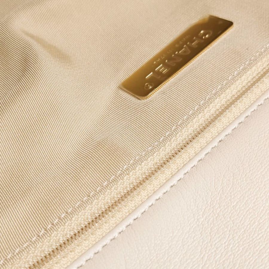 Chanel 19 Bag Maxi皮菱格絎縫穿皮雙C扣斜背包單肩包-9