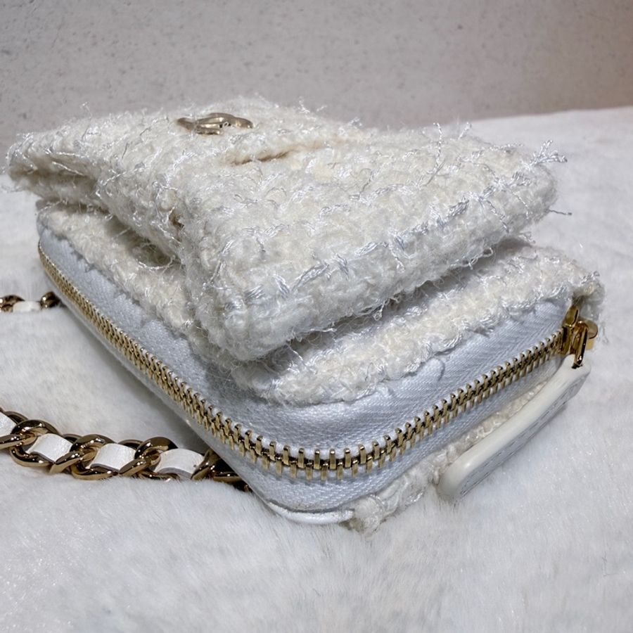Chanel✨2023A白金毛呢蝴蝶結卡包零錢包-19