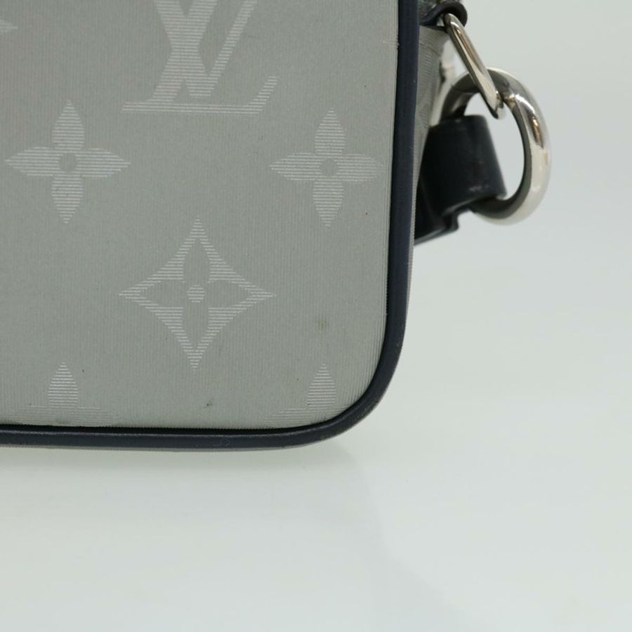 【日本直送】路易威登 Monogram Satellite Alpha 手拿包 銀色 M44171 LV Auth 32344V-2