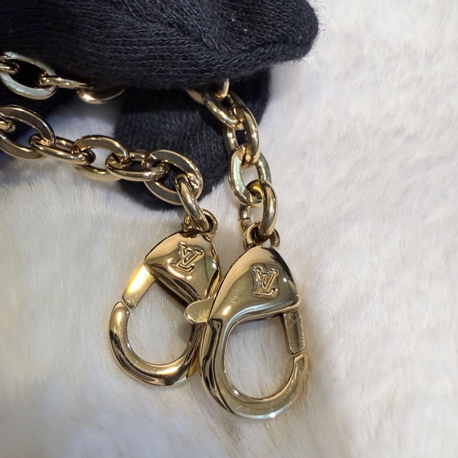 Louis Vuitton✨LV黑白刺繡1854達芙妮woc鏈條包 芯片-44