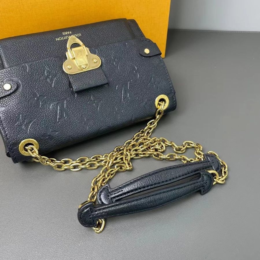 Lv 芯片款 vavin 黑金鍊條包 經典牛皮壓紋老花配色 金色五金 20*14.5*8 98新配件購證 塵袋 盒子-2