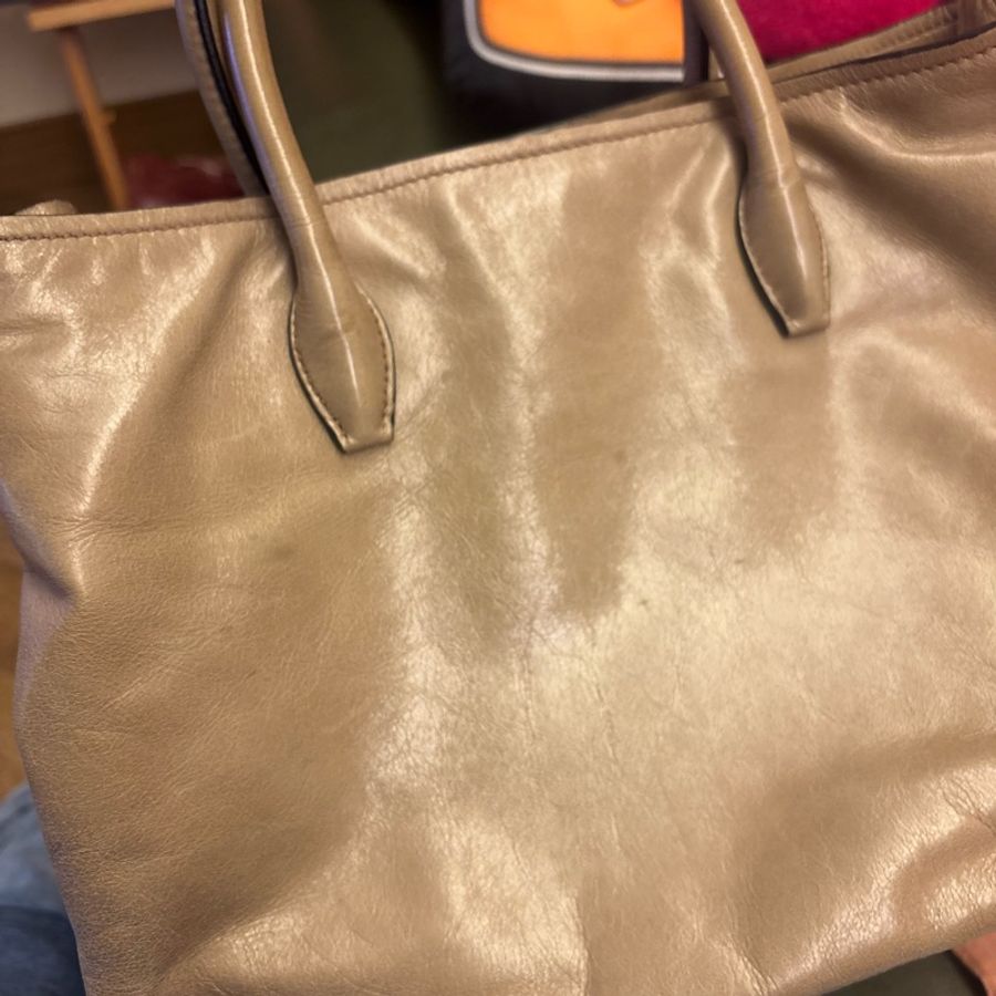 Miu Miu 手袋 油蠟皮 可手挽 側孭or crossbody-21