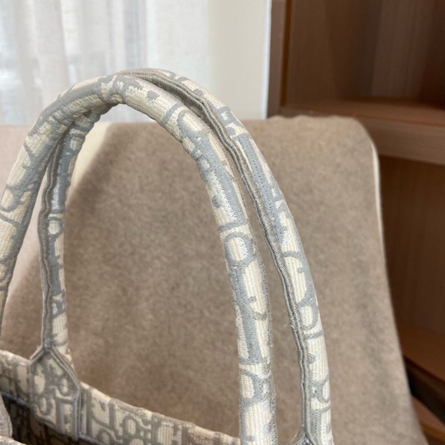 【97新✨ 全網最低價!】Dior Tote 老花 中號(下單前先詢問庫存❗️)-8