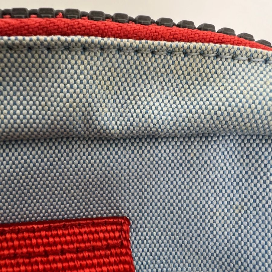 Chanel 香奈兒 Sport Line 運動系列 帆布斜背包-25