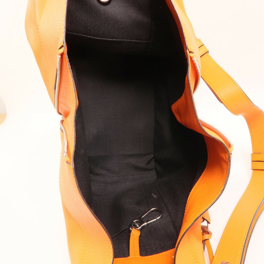 LOEWE 牛皮皮革Hammock Small銀扣手挽肩背兩用袋-4