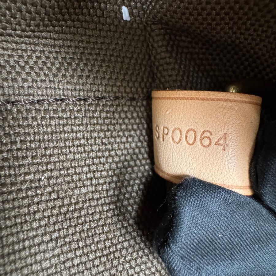 Louis Vuitton Monogram 帆布便攜式西裝袋-10