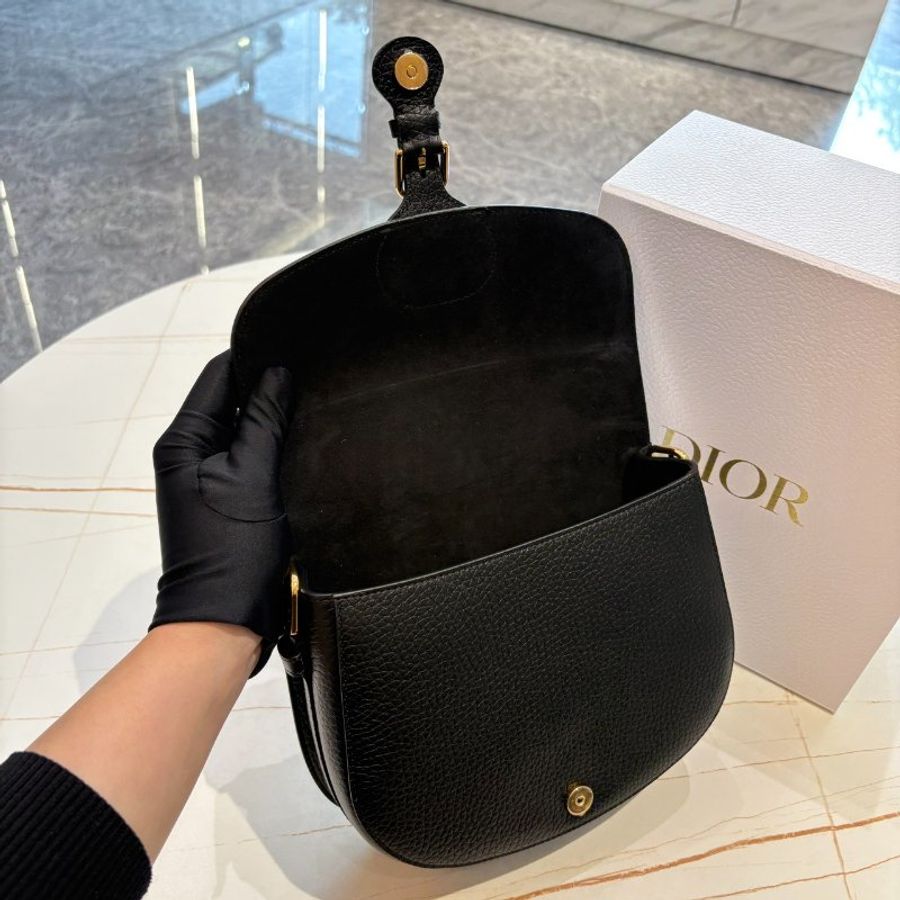*SHIHNA名牌精品* DIOR Bobby 中型黑色粒面小牛皮斜背包-4