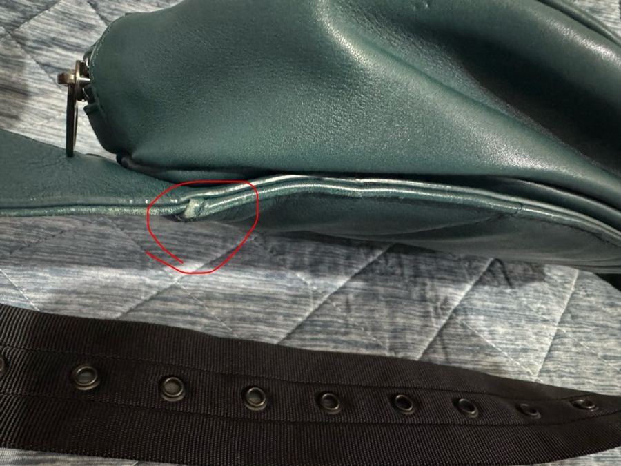 二手 BV BOTTEGA VENETA 綠色編織牛皮拉鍊腰包 胸口包 腰包 胸背包-5