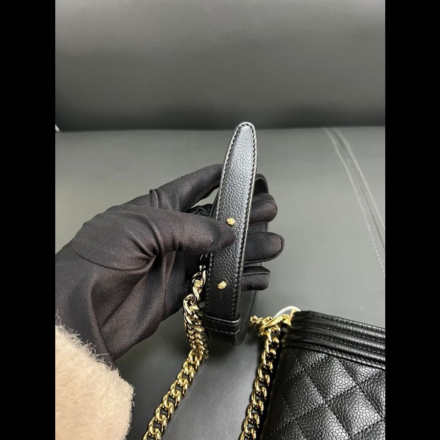 Chanel Boy Bag
直版Leboy-8