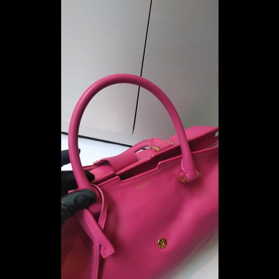 YSL Y字金釦桃紅皮大方提包-26
