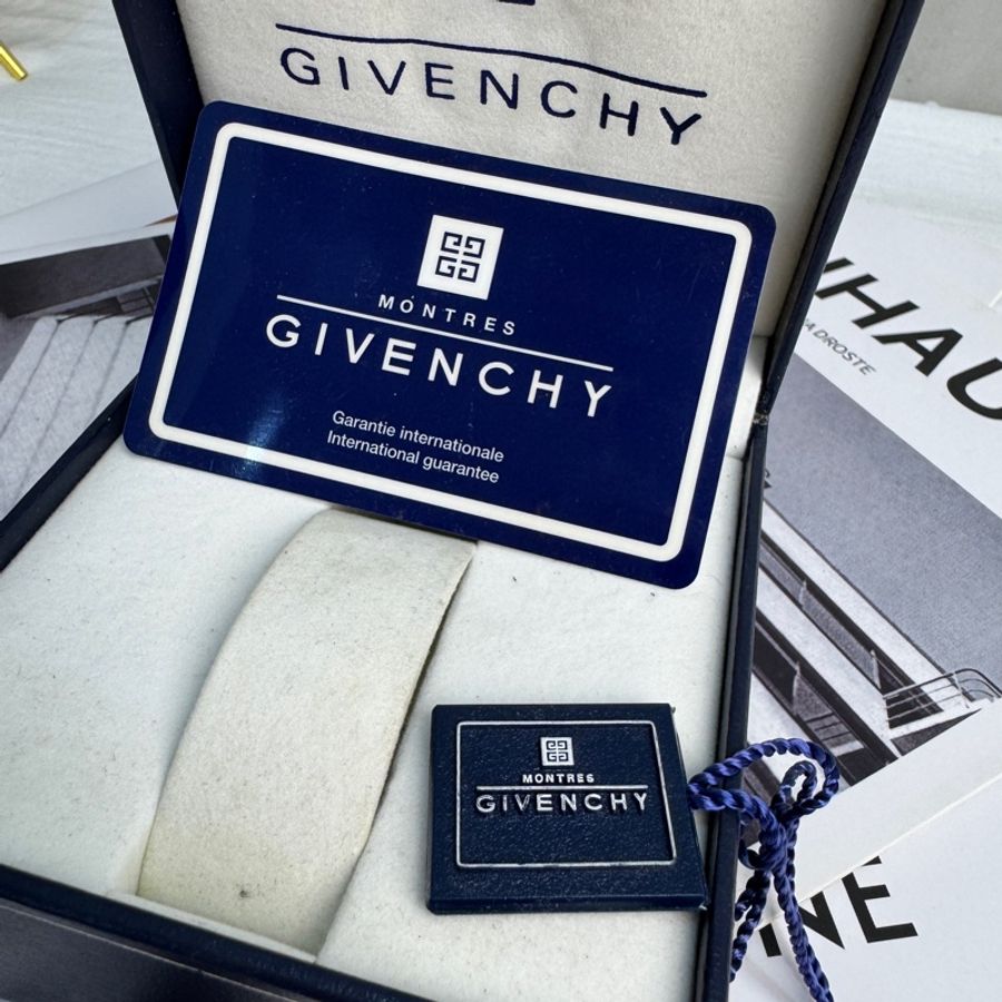 Givenchy 雙色腕錶-7