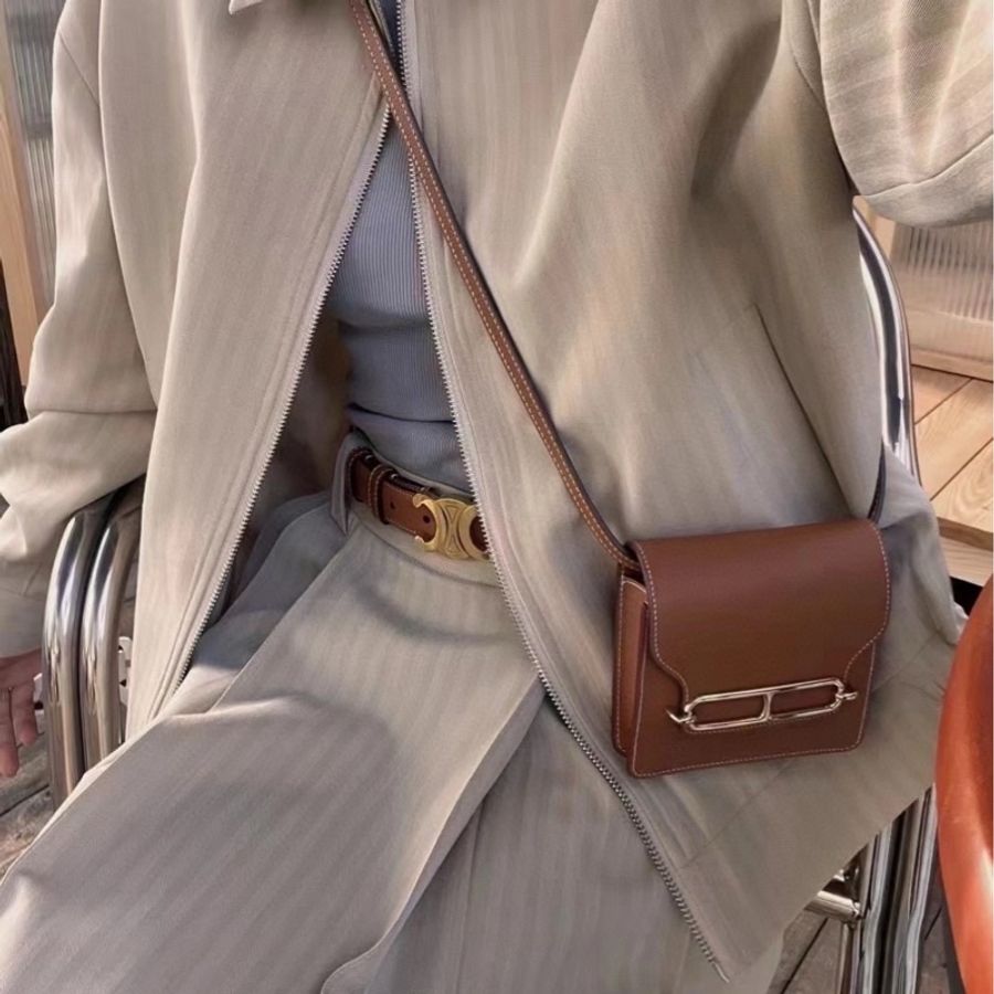 Hermes 愛馬仕 金棕金扣roulis slim豬鼻子腰包-5