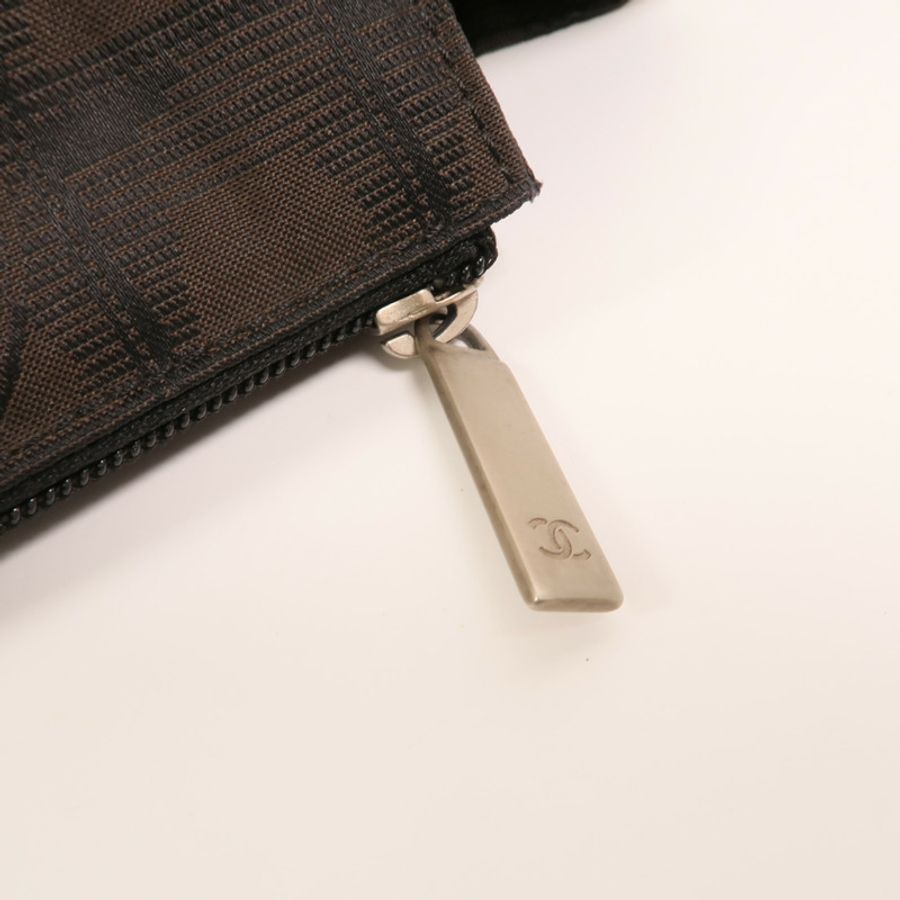 CHANEL 牛皮皮革Vintage Totebag銀扣手挽袋-9