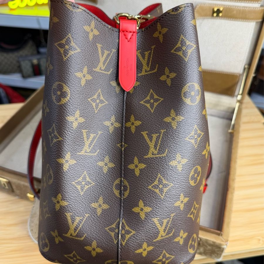 Louis Vuitton 原花Neonoe MM水桶包/紅🏖️經典之作-7