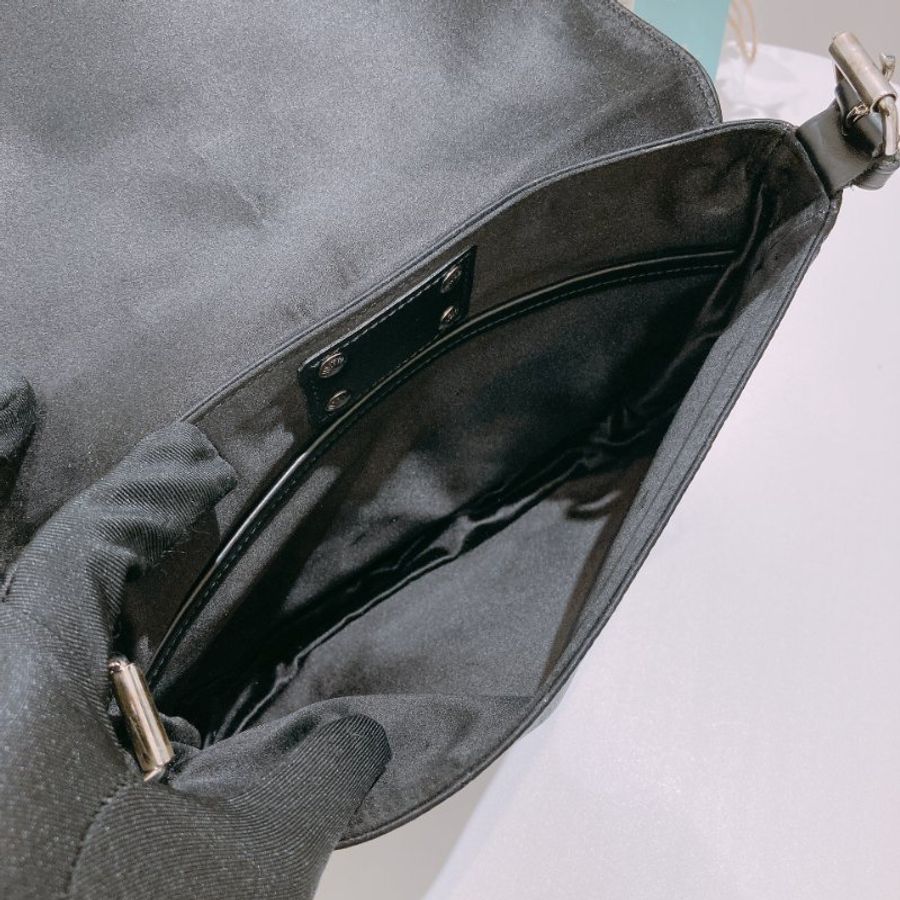 TW4779 Louis Vuitton 路易威登 中古 蘑菇/長頸鹿/白雲 圖案 Monogram Satin Comte De Fe Musette Black x PHW-15