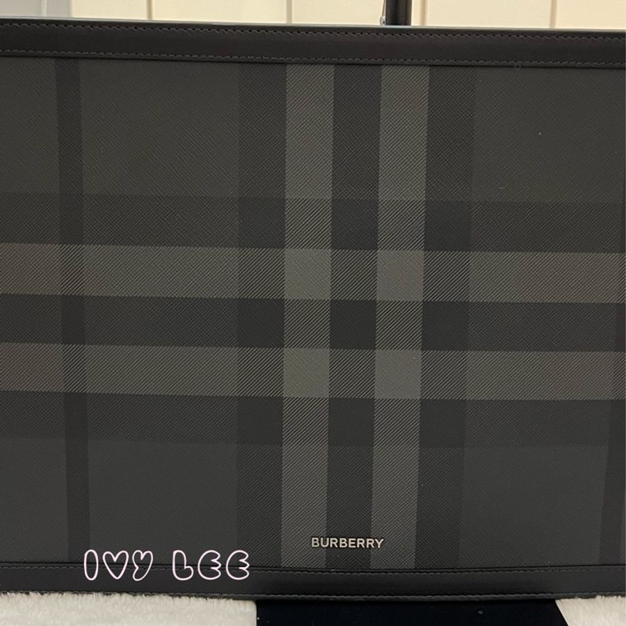 BURBERRY 黑 炭灰色 格紋拉鍊 手拿包 電腦包 正品 二手精品-21