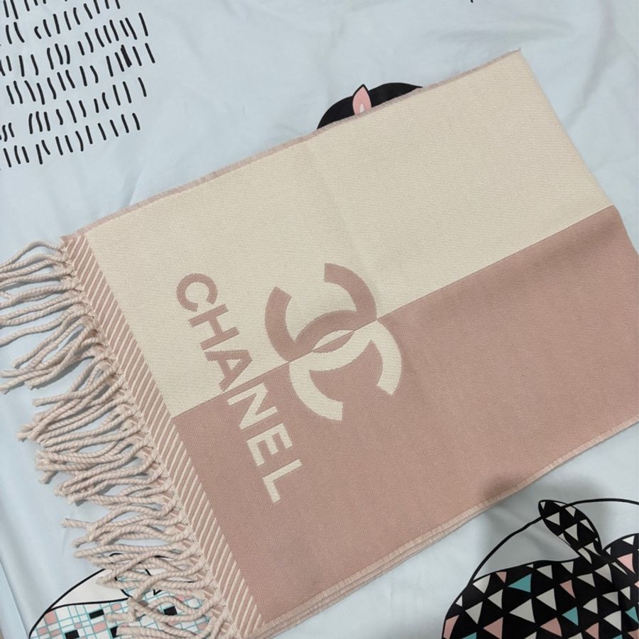 CHANEL 粉色圍巾-2