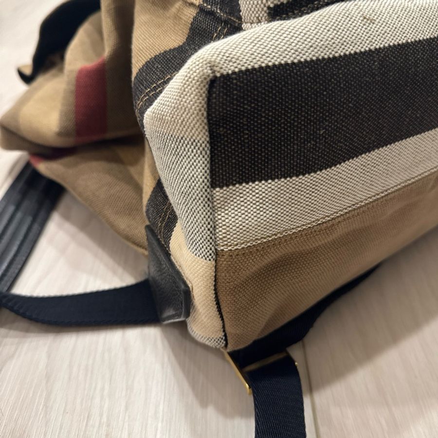 Burberry經典後背包-9