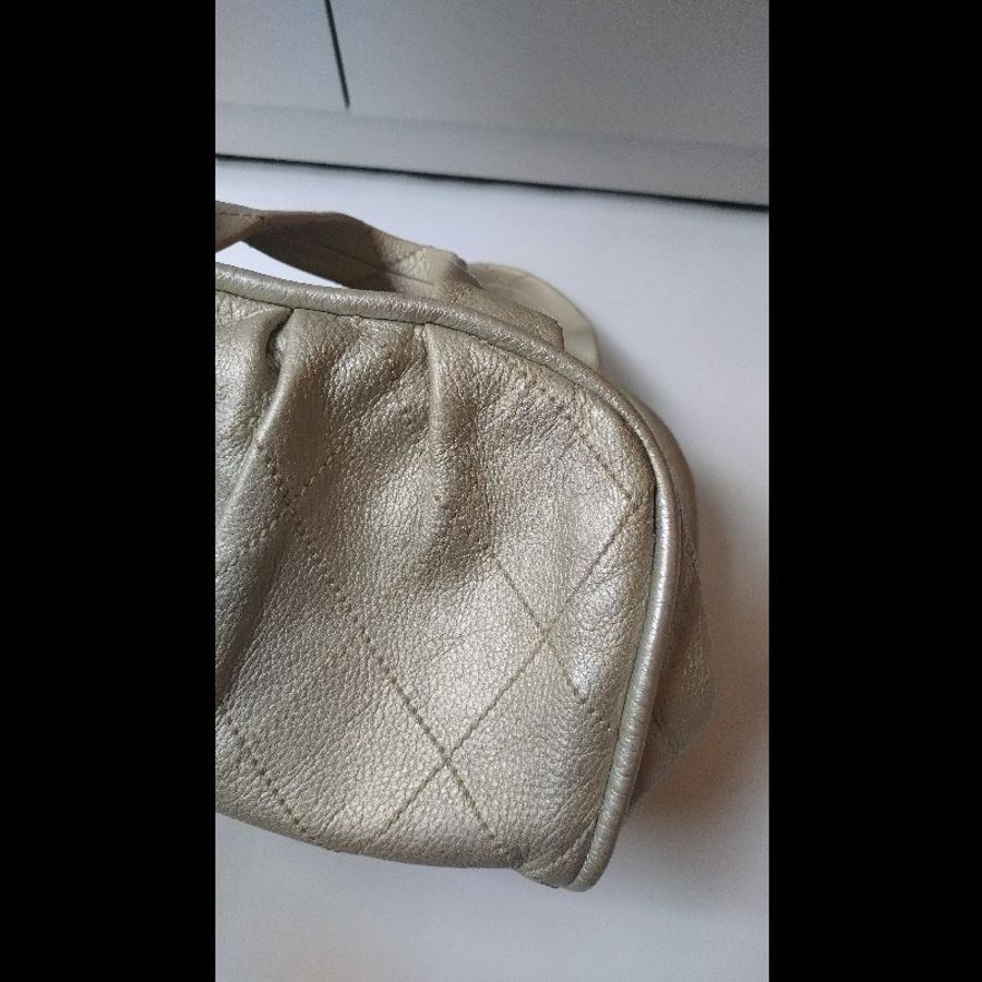 Chanel 銀色軟皮革抓皺手提波士頓包-8