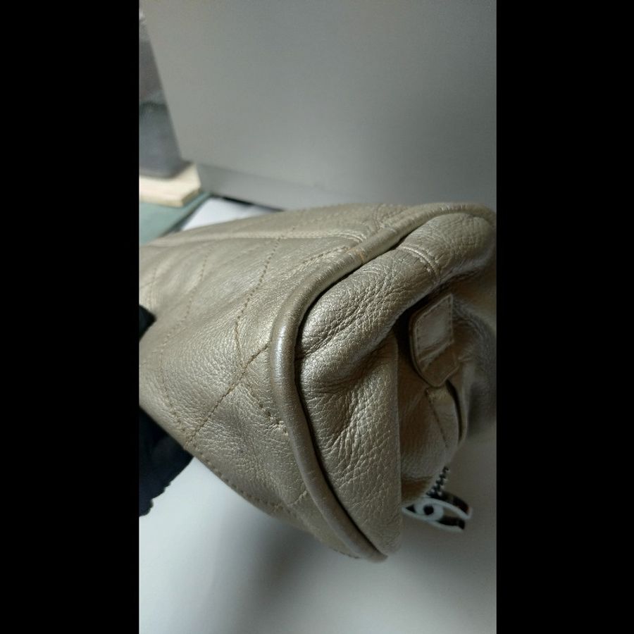 Chanel 銀色軟皮革抓皺手提波士頓包-9