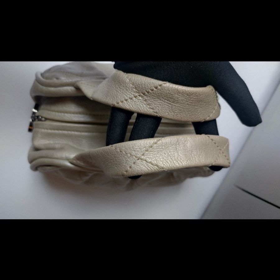 Chanel 銀色軟皮革抓皺手提波士頓包-29