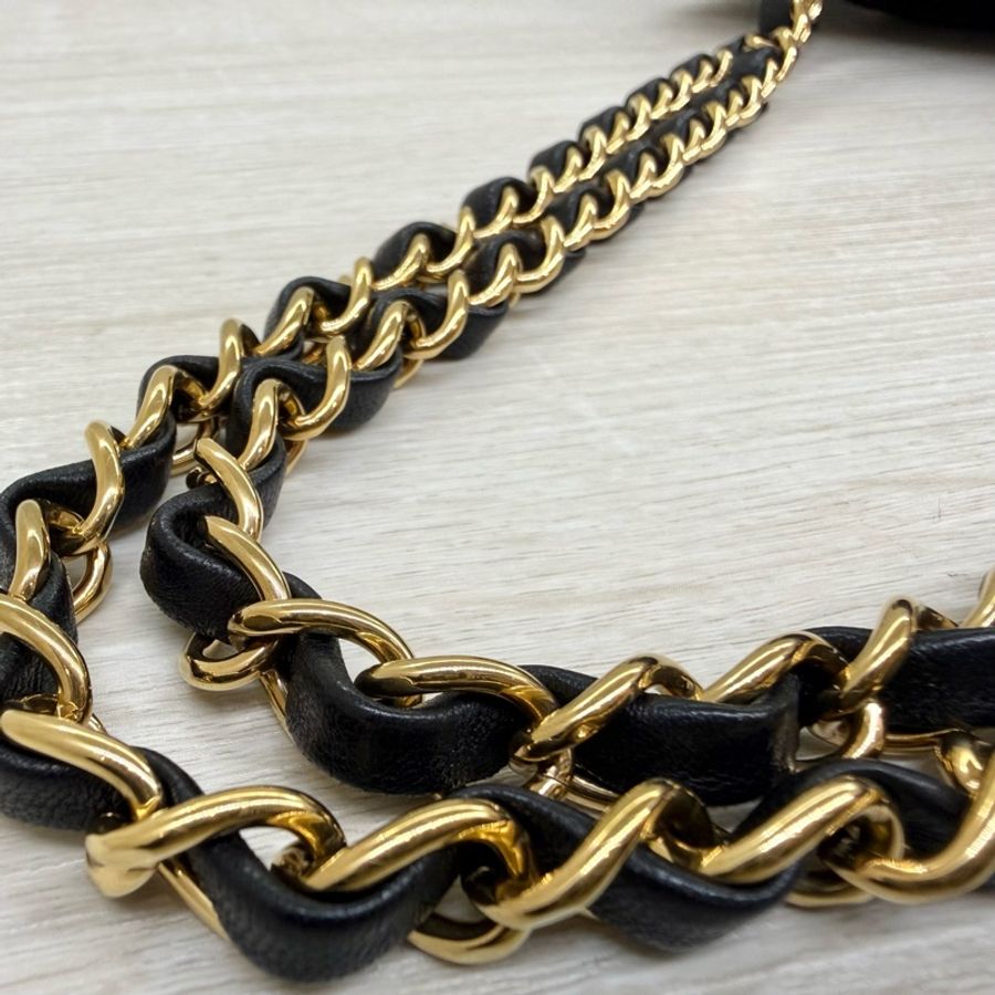 Chaenl 絕對主場✨黑金羊皮COCO23 /A01113-18