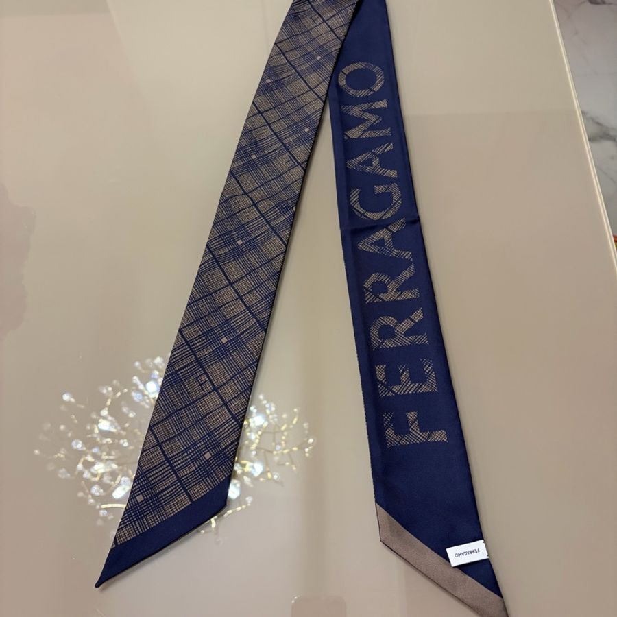 Ferragamo 全新長35cm twilly絲巾-6