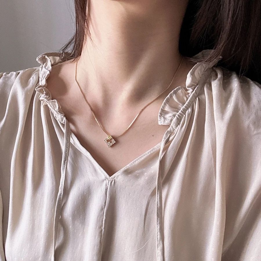 Givenchy 紀梵希 菱形 萊茵石鍍金項鏈 鎖骨鏈-0