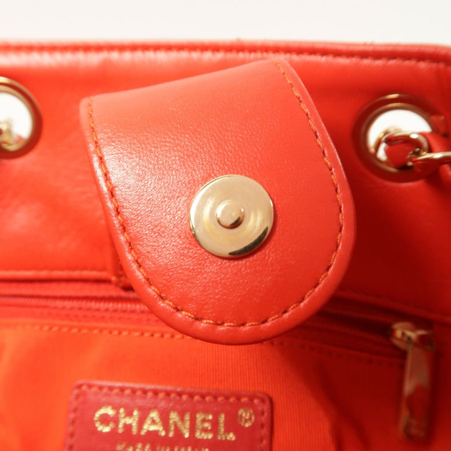 CHANEL 羊皮皮革Chain Shoulder金扣肩背袋-18