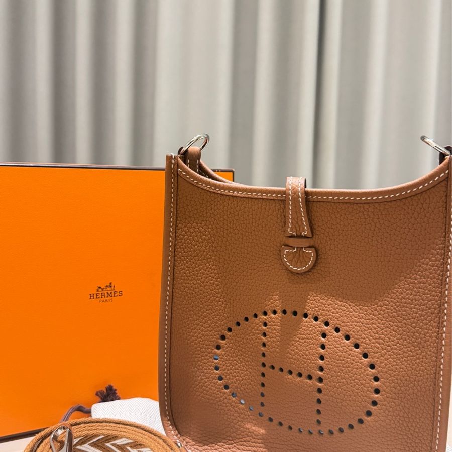 Hermès Evelyne 16 TPM 金棕色|Cavale帆布肩帶|全新未使用-1